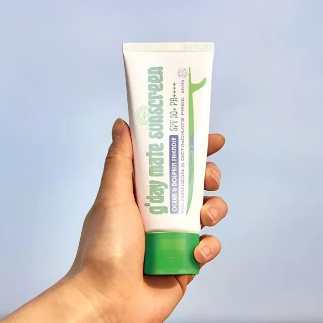 Bao bì sản phẩm kem chống nắng Chasin’ Rabbits G’day Mate Sunscreen tuy không bắt mắt nhưng lại rất có ý nghĩa với môi trường (ảnh: internet) Bao bì sản phẩm kem chống nắng Chasin’ Rabbits G’day Mate Sunscreen tuy không bắt mắt nhưng lại rất có ý nghĩa với môi trường (ảnh: internet)